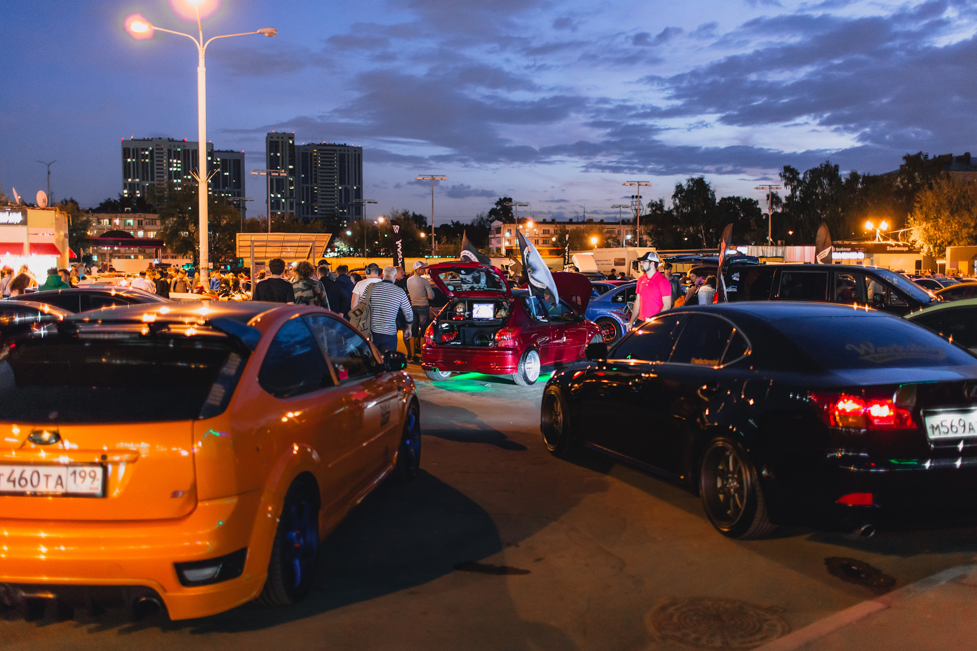 Автопати. Moscow Underground autoparty. Тусовка в машине. Автомобильная вечеринка.