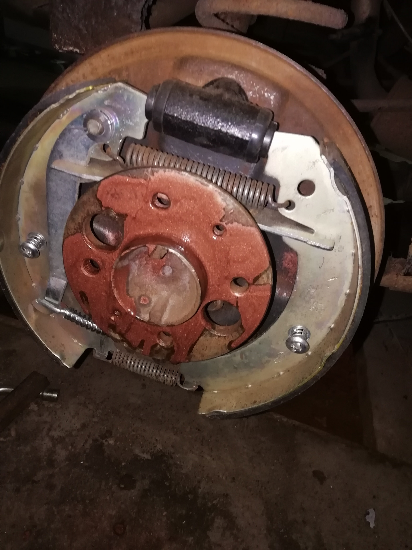 Volkswagen passat b3 тормоза задние барабанные. задние тормоза фото. задние тормоза ланос 1. задние барабанные тормоза поло седан. задние тормоза фото.