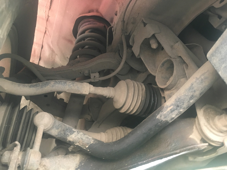 Порвался пыльник — Mitsubishi Pajero (4G), 3 л, 2009 года | визит на ...