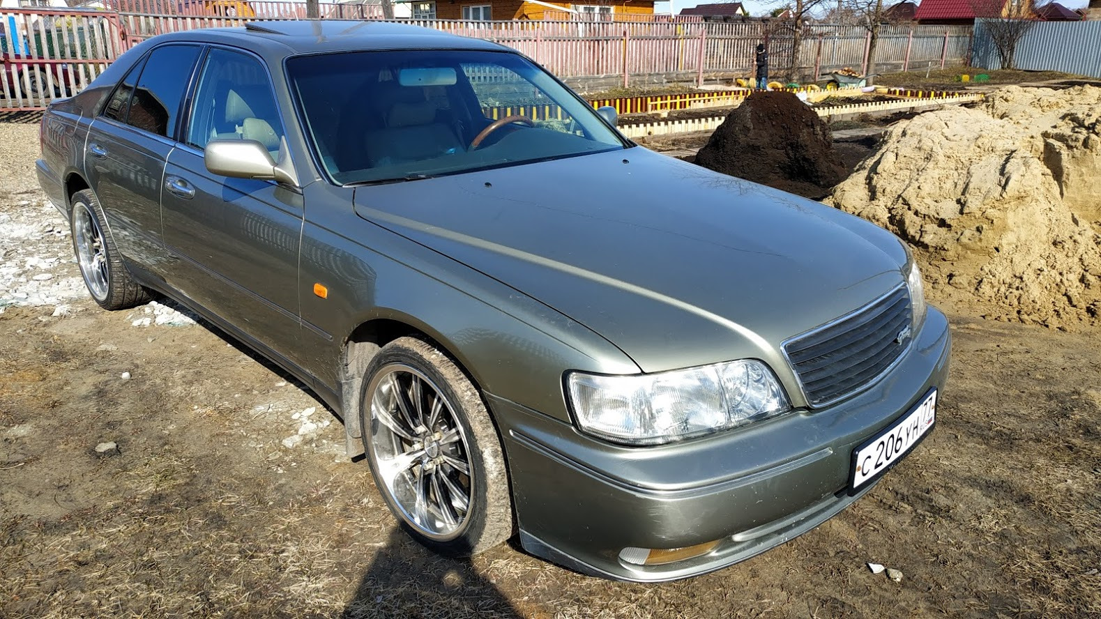 Infiniti Q45 (FY33/FYG33) 4.1 бензиновый 1997 | طائرة تحلق على ارتفاع من на  DRIVE2