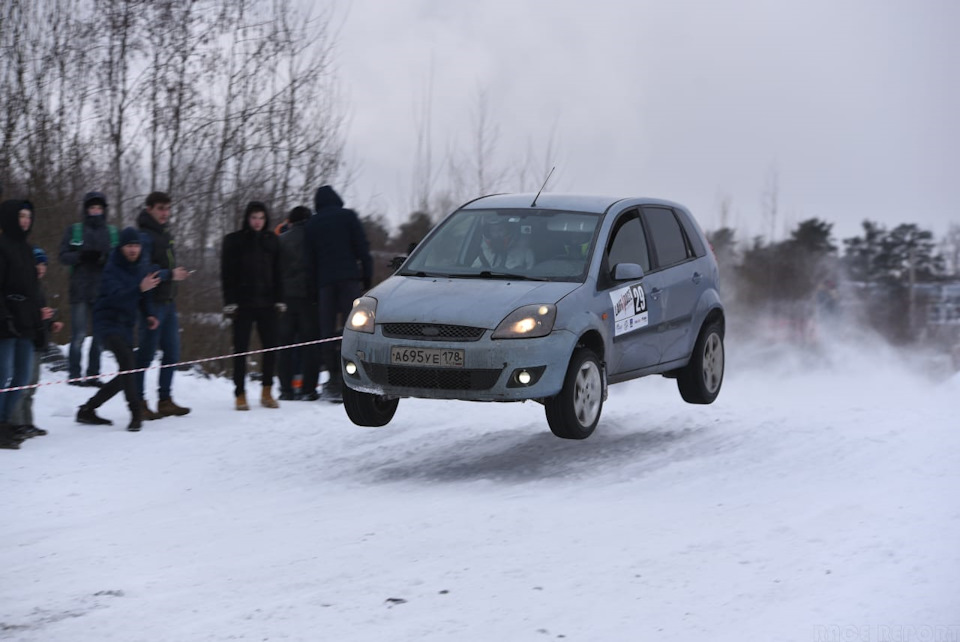 Фото в бортжурнале Ford Fiesta (Mk V)