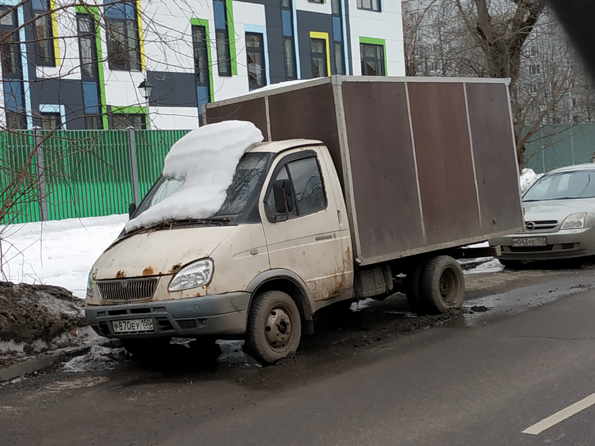 Газель кидает по дороге причины