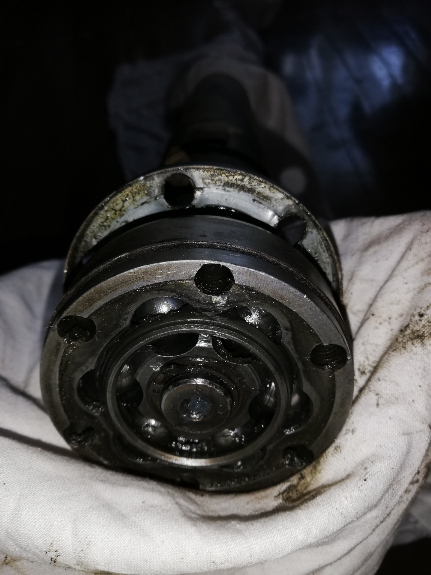 Замена заднего шруса кардана — Volvo XC90 (1G), 2,5 л, 2005 года ...