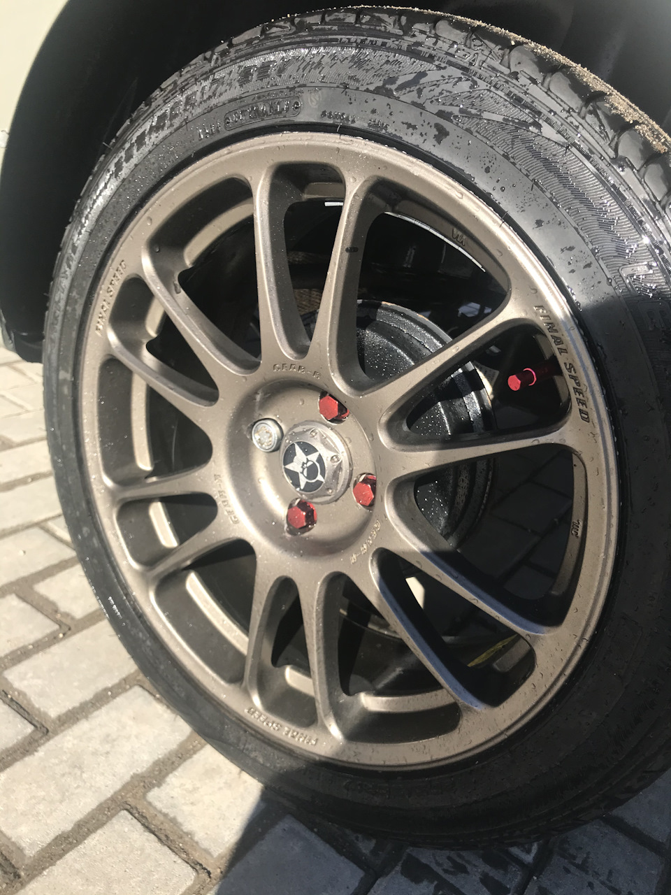 Логан на r17 — Renault Logan (2G), 1,6 л, 2014 года | тюнинг | DRIVE2