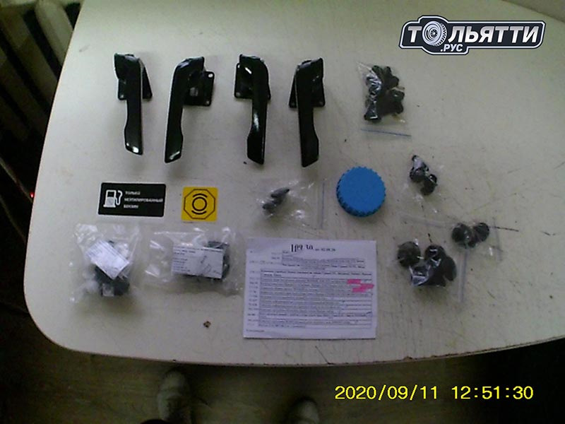 внутренние ручки приора 2 чёрный глянец — Lada Приора хэтчбек, 1,6 л ...