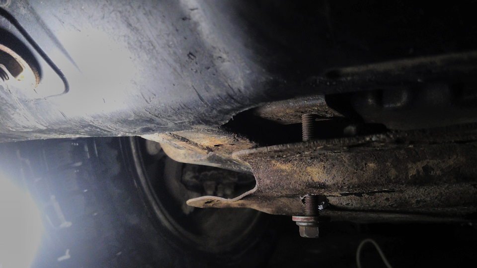 5. Поменял второй раз масло АКПП, + переделал крепления защиты ДВС и ...