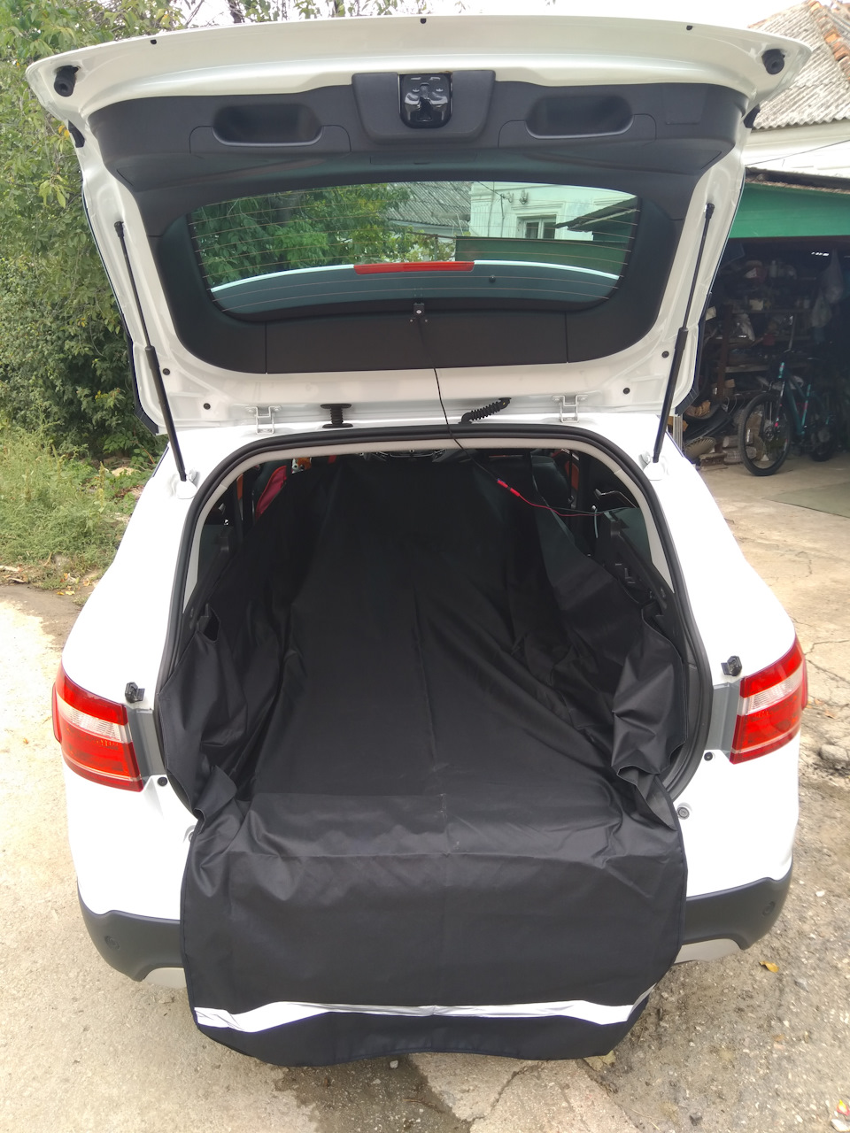 Бежевые дверные карты. — Volkswagen Golf Mk1, 1,1 л, 1978 года ...