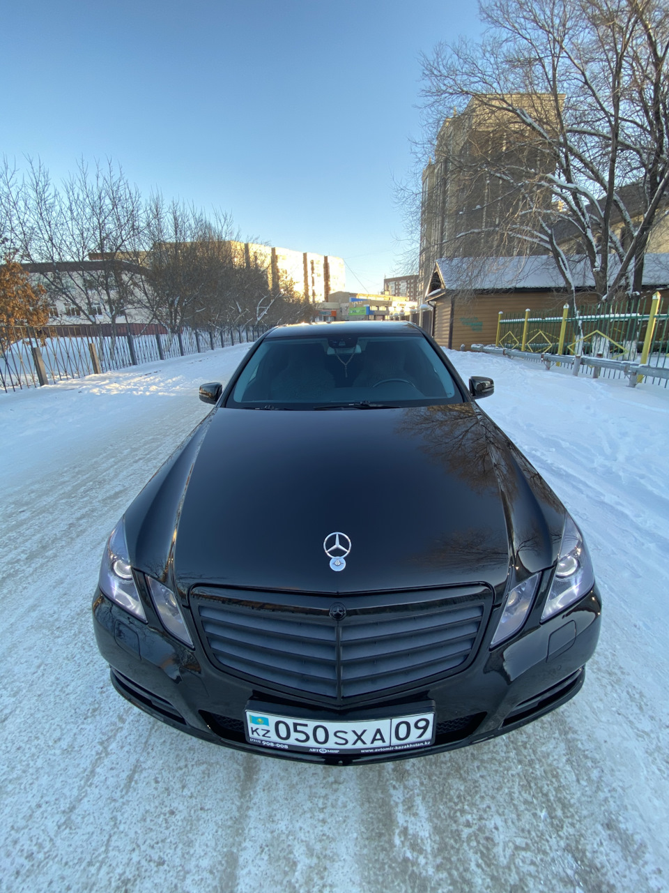 №18.♤.покраска — Mercedes-Benz E-class (W212), 1,8 л, 2011 года | стайлинг  | DRIVE2