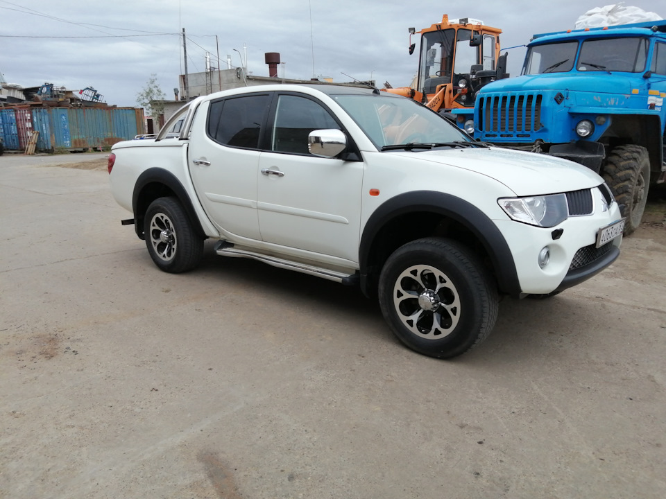 U1101 mitsubishi l200 U1101 mitsubishi l200