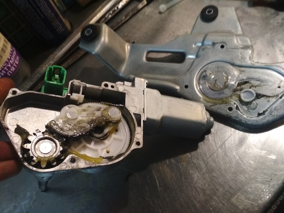 Фото в бортжурнале Mitsubishi Outlander XL