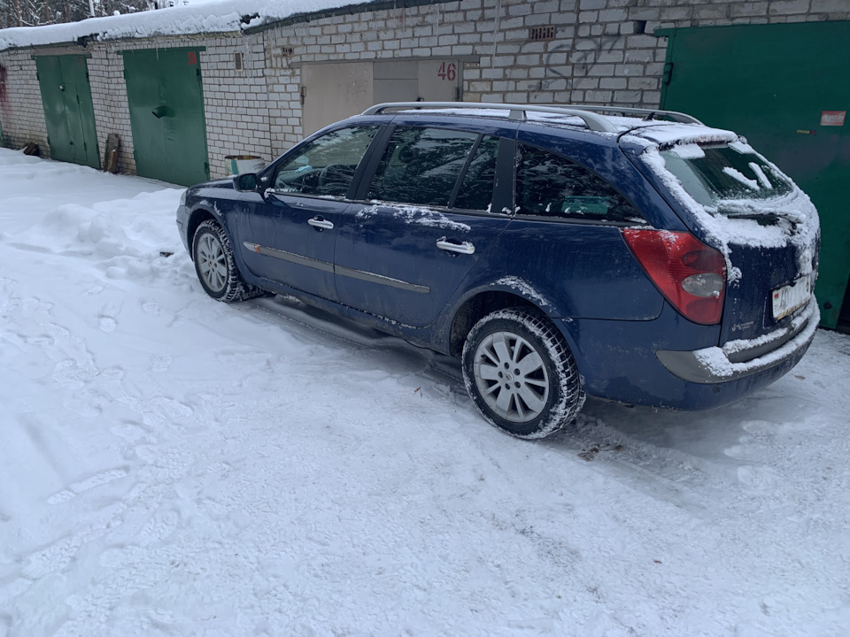 Замена задних пружин — Renault Laguna II, 2,2 л, 2002 года | поломка ...