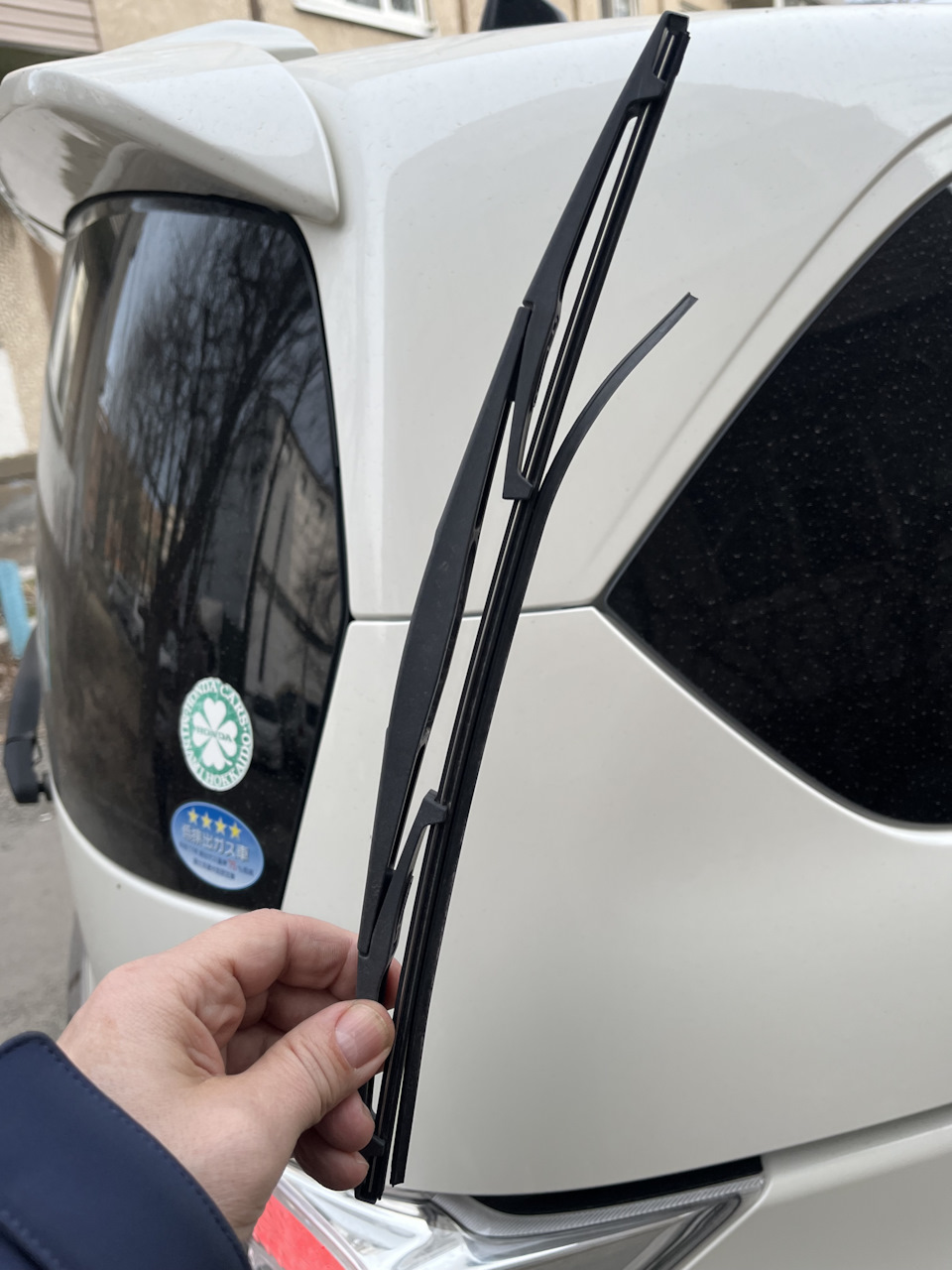 Резинка на задний дворник. Какую выбрать? — Honda Freed (1G), 1,5 л ...