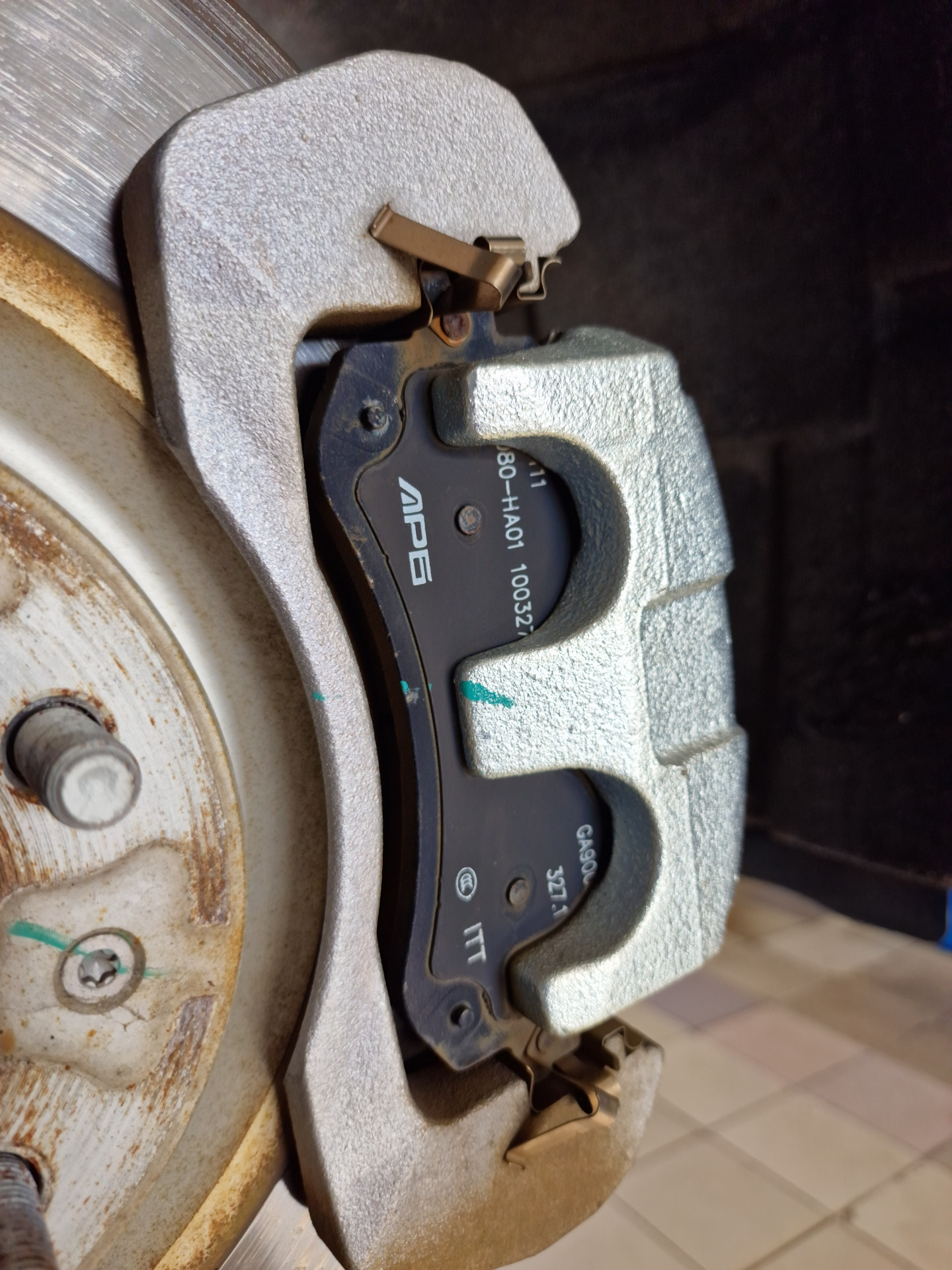 Фото в бортжурнале Hongqi E-QM5