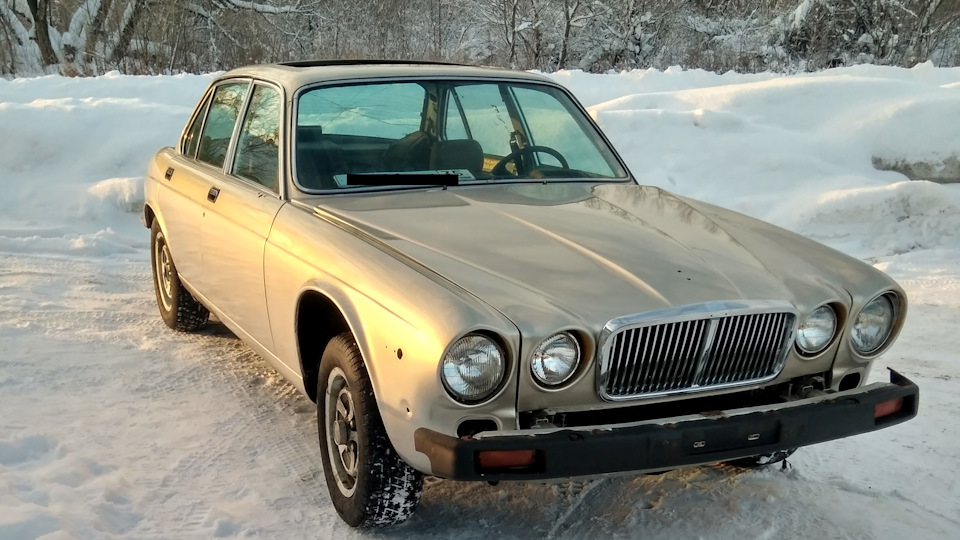 Jaguar XJ6