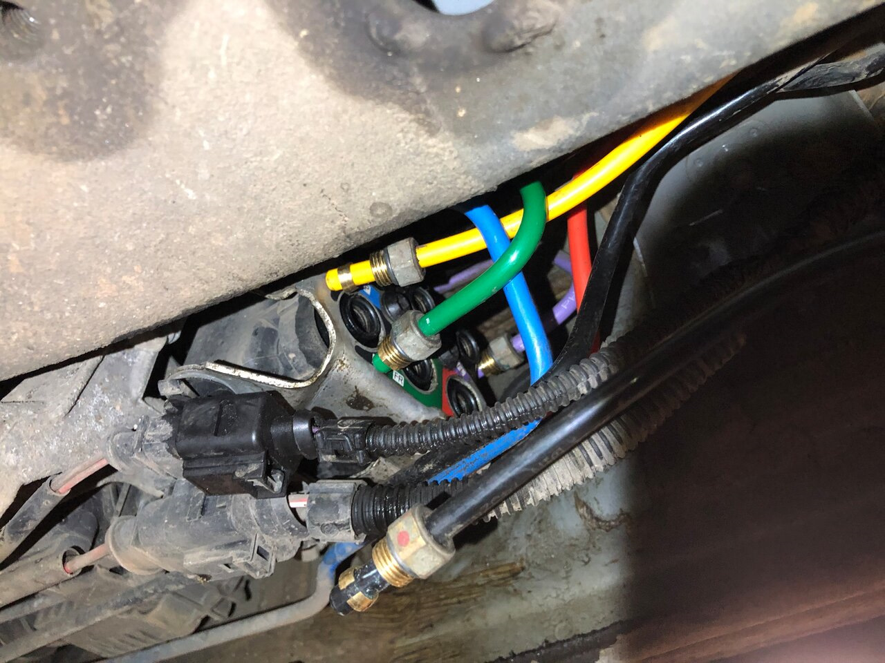 Профилактика пневмоподвески, замена тормозных дисков и колодок ...