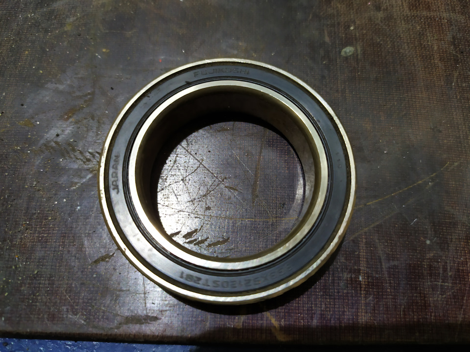 Замена подшипника обгонной муфты компрессора кондиционера — Toyota E ...