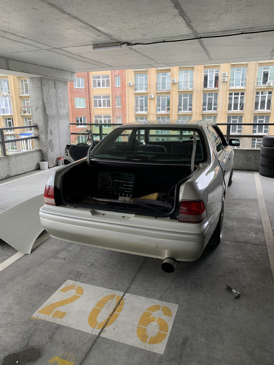 Крышка багажника — Toyota Crown (S150), 3 л, 1997 года | своими руками ...