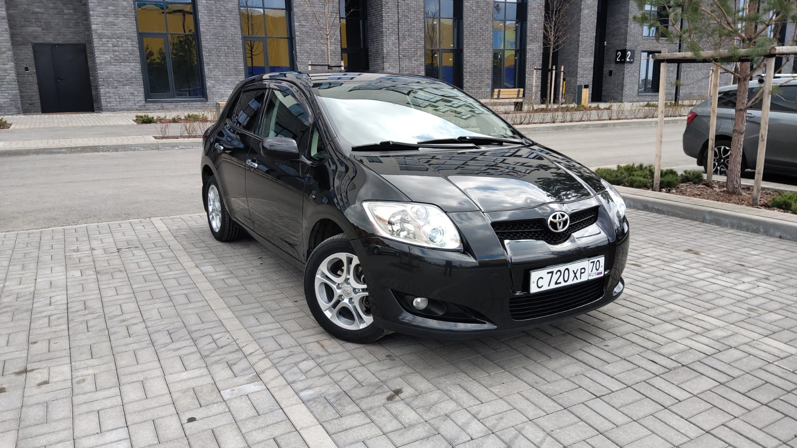 Toyota Auris (1G) 1.6 бензиновый 2007 | iRISKi BLACK на DRIVE2