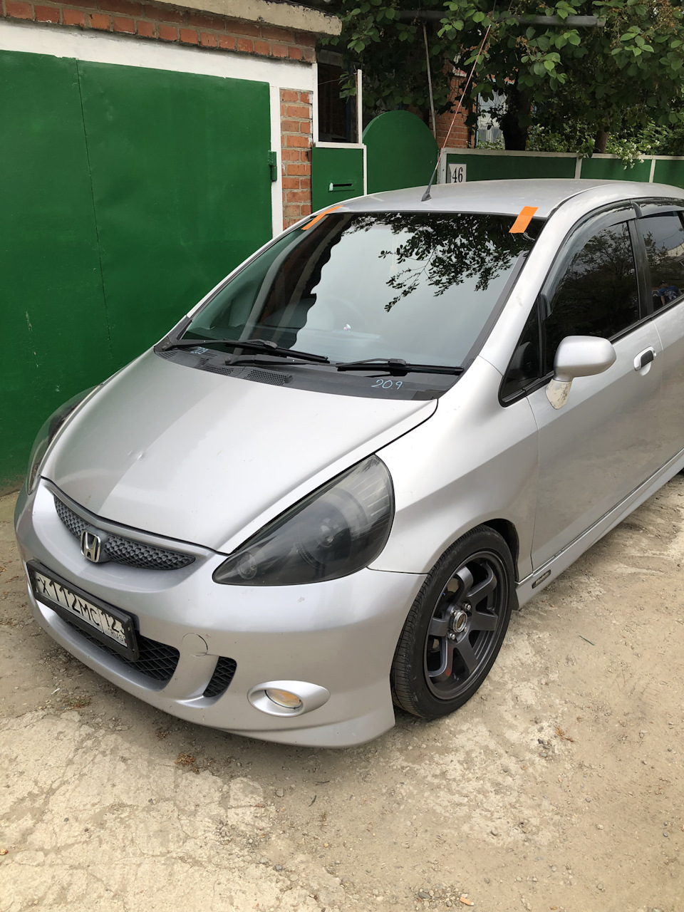 Андроид голова и замена лобового — Honda Fit (1G), 1,3 л, 2001 года |  другое | DRIVE2