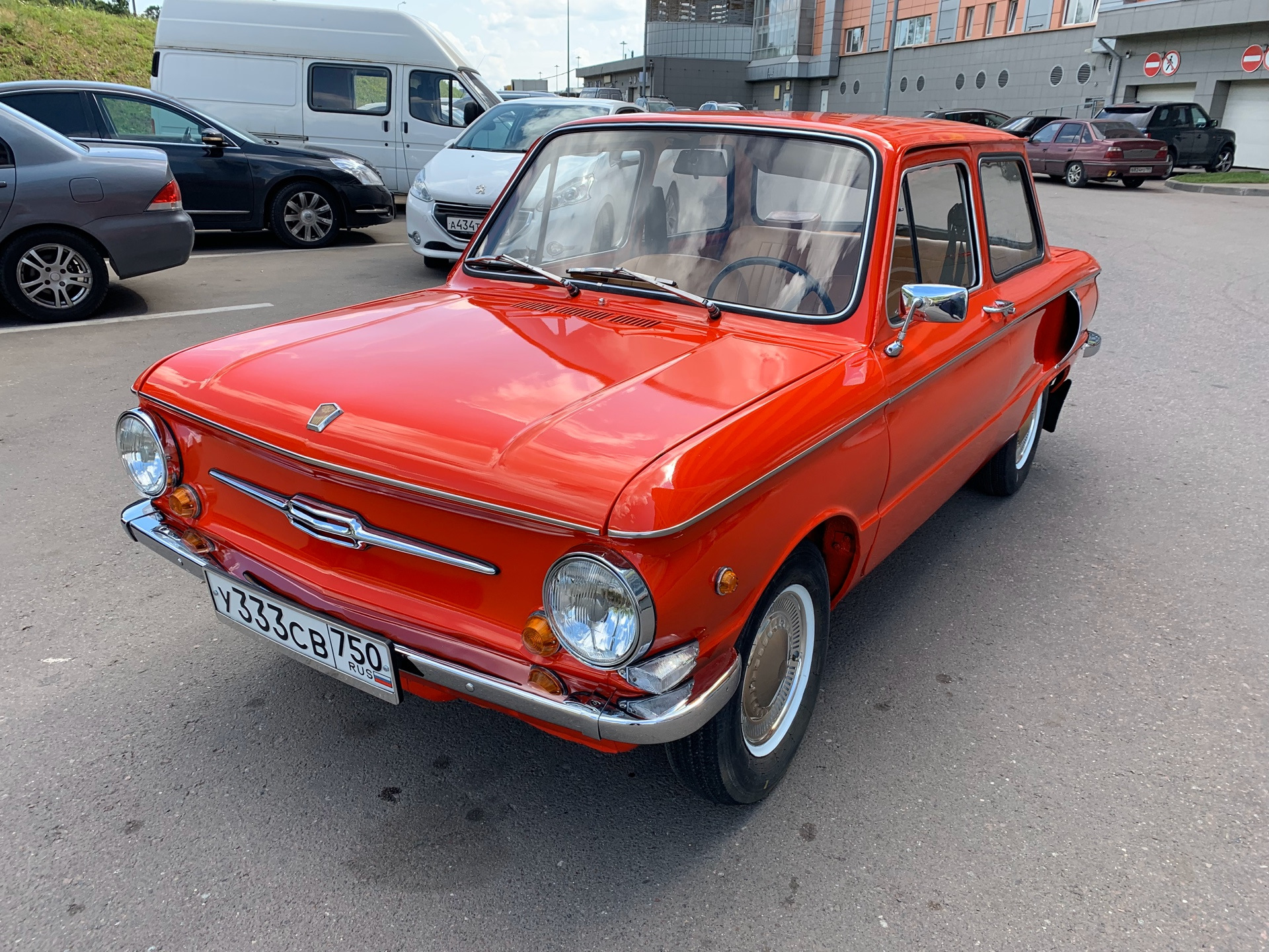 Заз-966 запорожец в109ук. Заз 2023. Машина заз запорожец. Заз 966. Заз-966 ушастый запорожец.