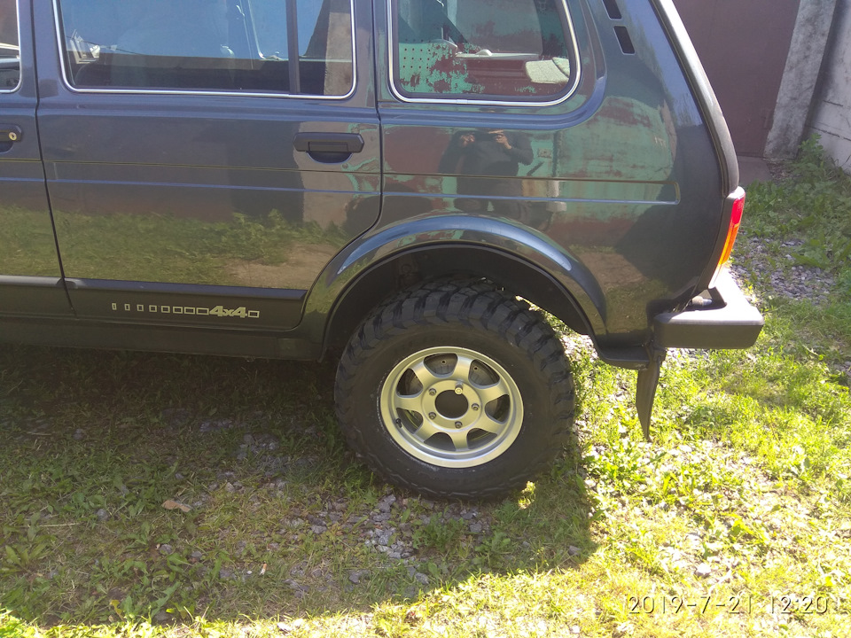 Фото в бортжурнале Lada 4x4 5D