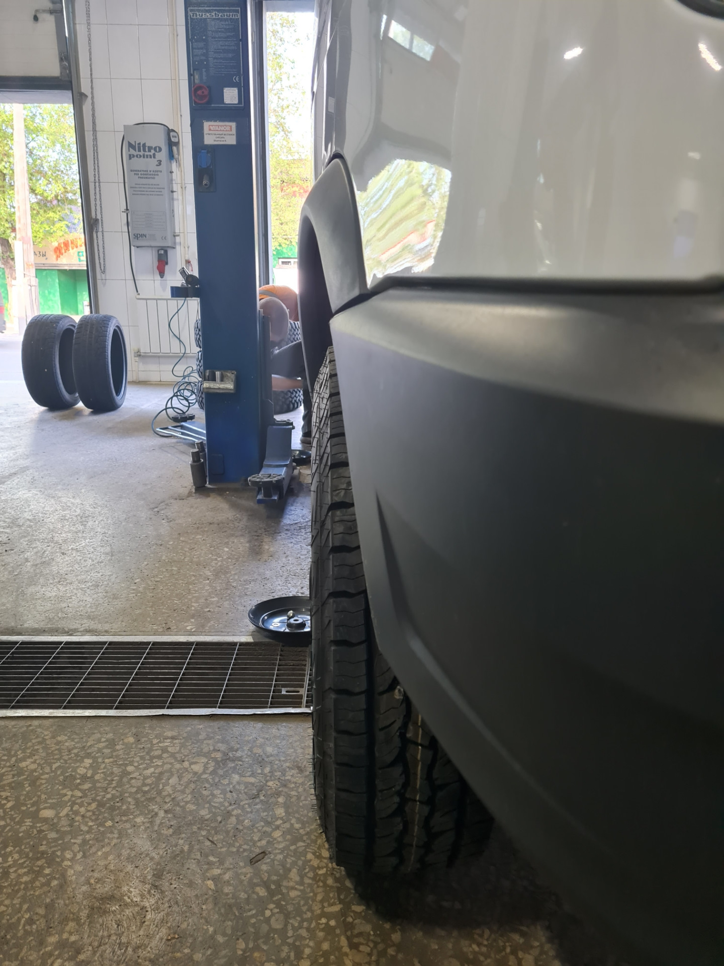 Колеса Dunlop Grandtrek At5 225/75 R16 — ГАЗ Соболь 4х4, 2,7 л, 2021 ...