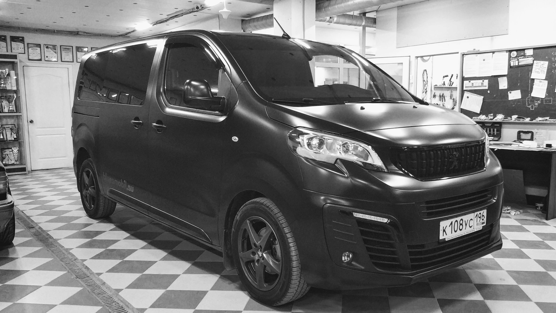 Пежо тревеллер 2. Пежо тревеллер 2. Пежо тревеллер 2. Led фары peugeot traveller. Пежо минивэн 2021.