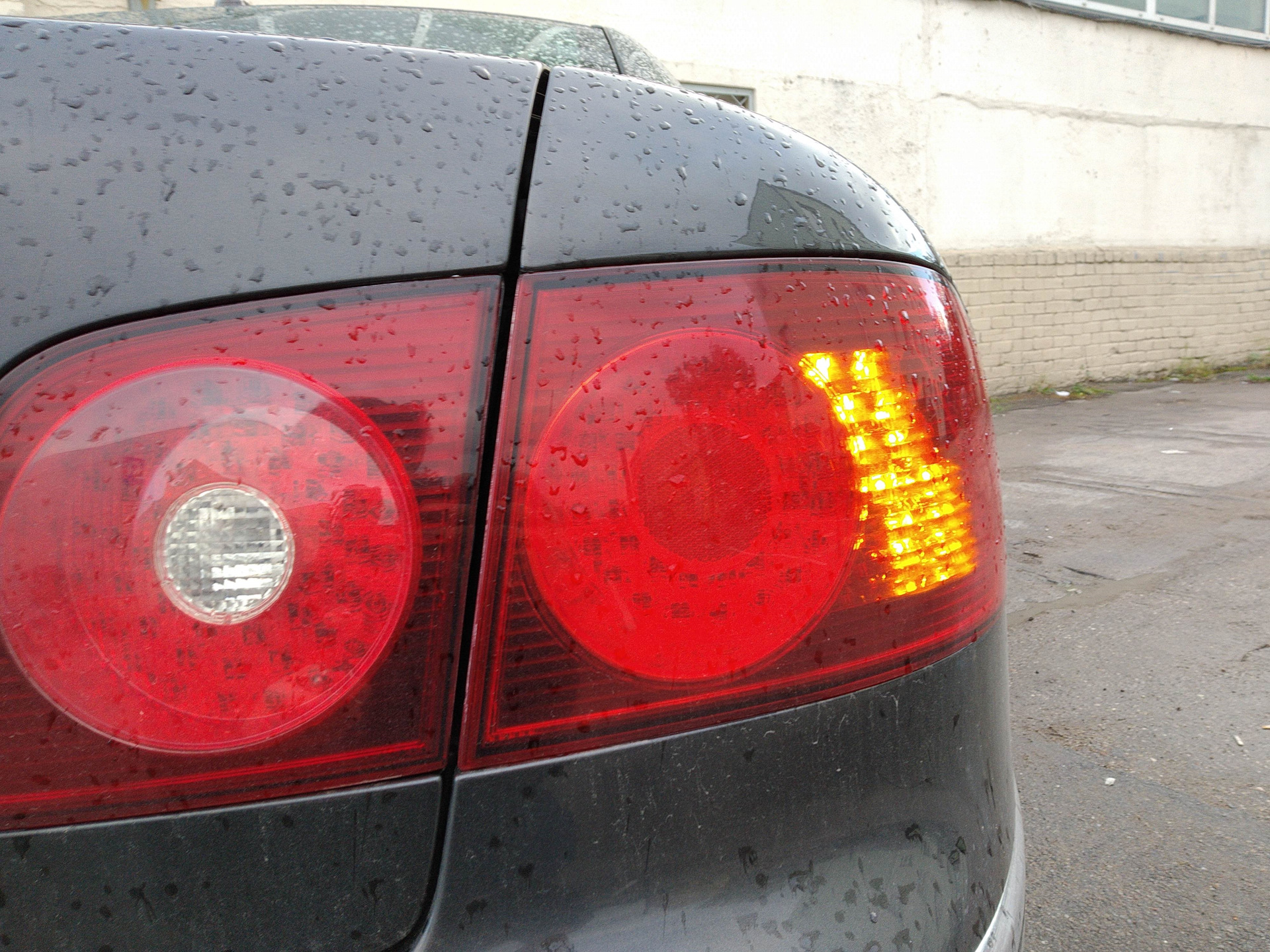 199000-volkswagen-phaeton-3-2010