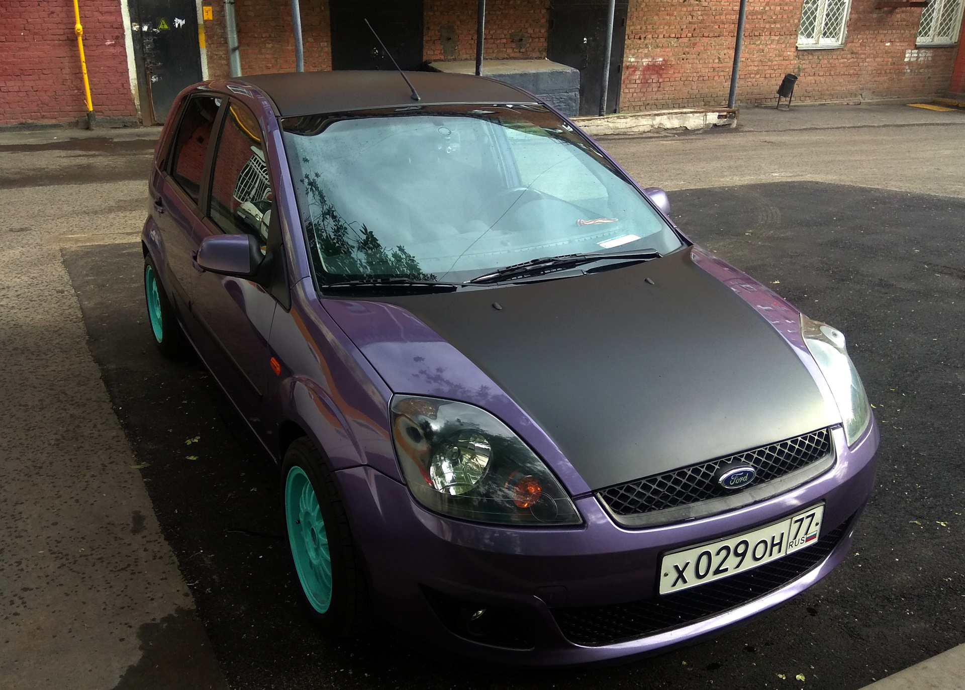 Плавают обороты, бывает глохнет, именно на холодную — Ford Fiesta (Mk V),  1,6 л, 2006 года | поломка | DRIVE2