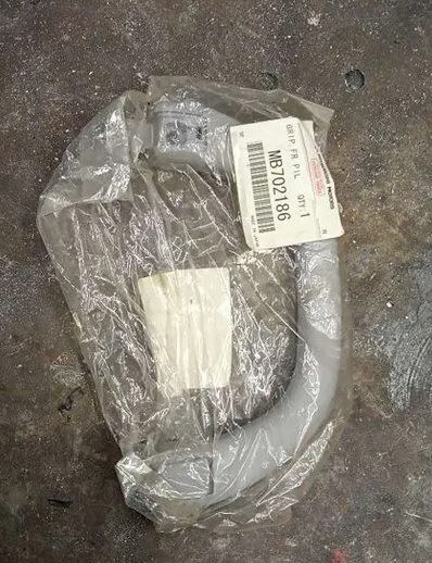 Ручка салона Mitsubishi MB702186 новая на Mitsubishi Delica (P35W ...