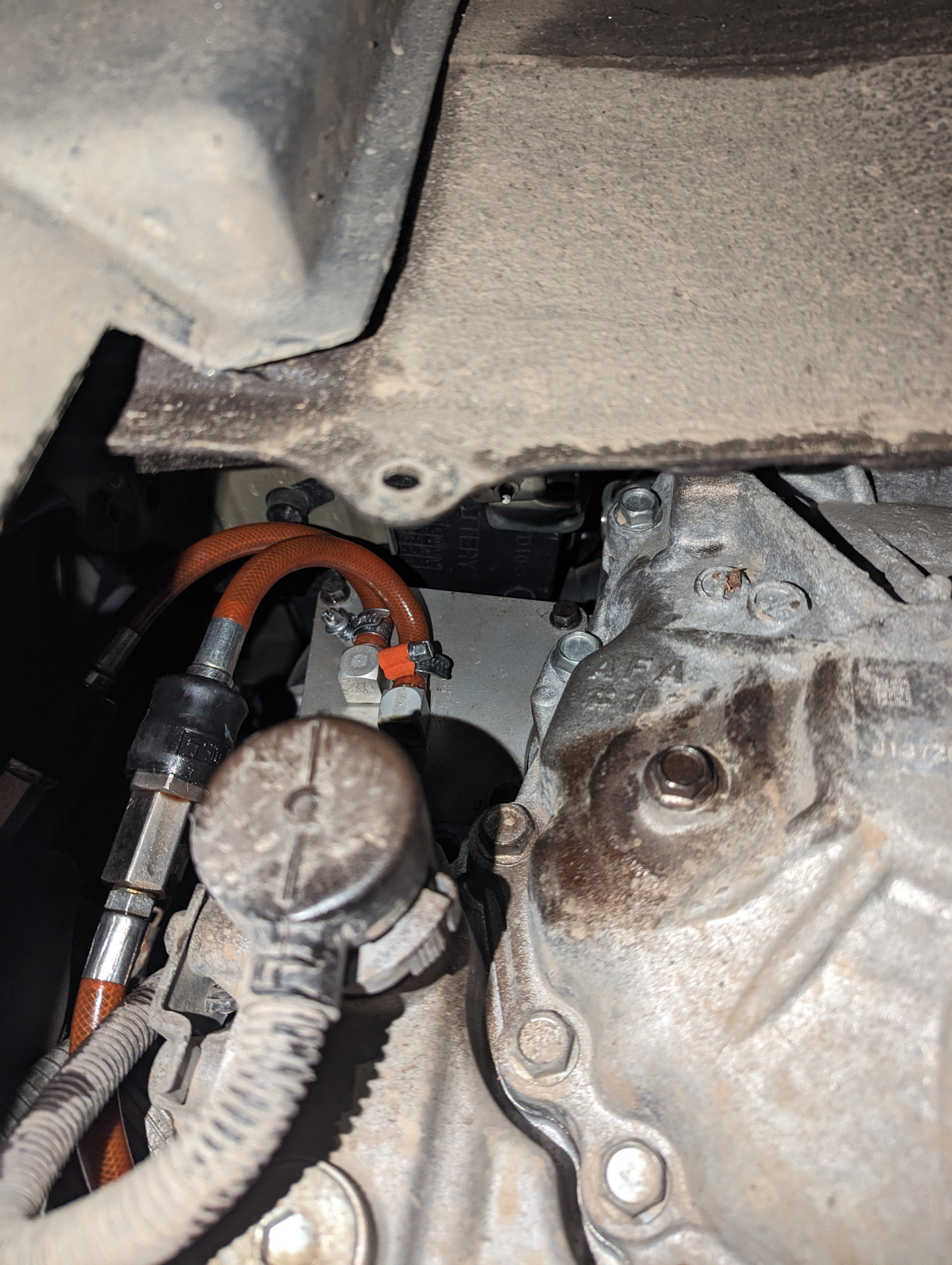 Замена масла в вариаторе JF011E Mitsubishi Outlander на пробеге 46000 ...