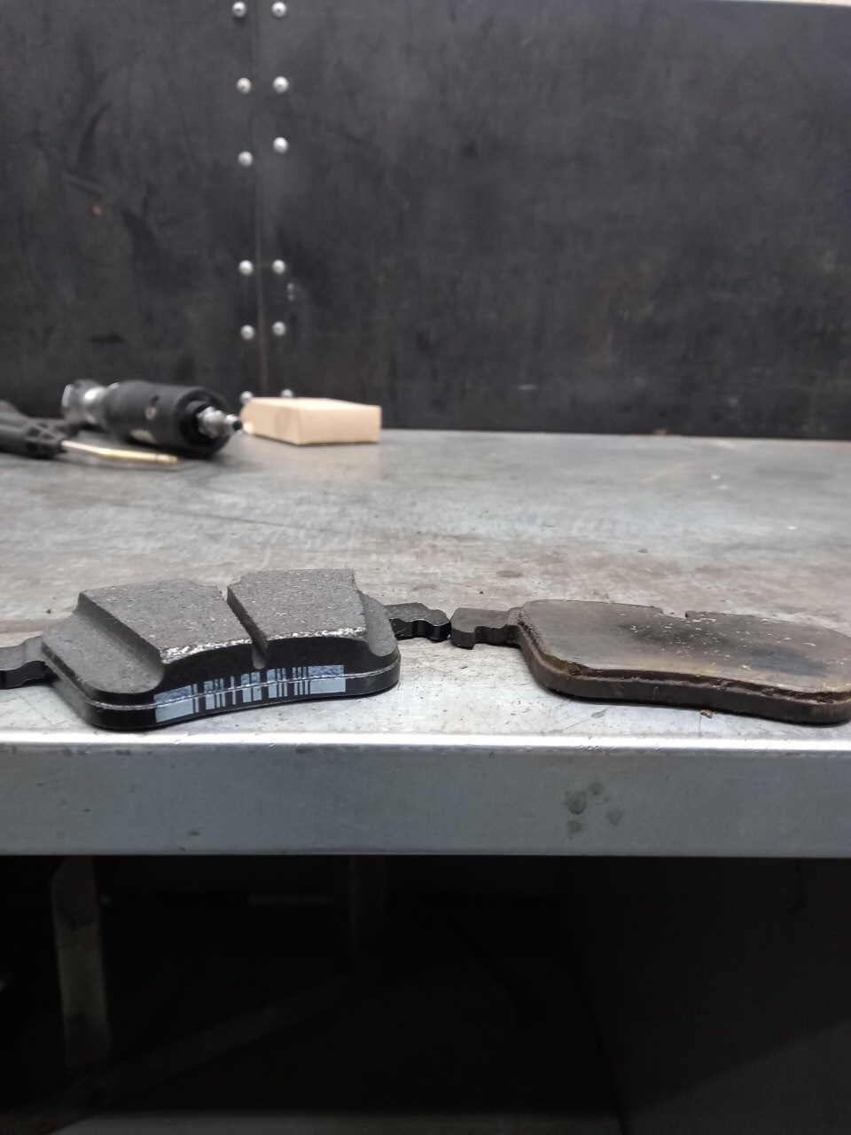 ТО-2 + обращение по гарантии (скрип амортизатора багажника) — Volvo V60 ...