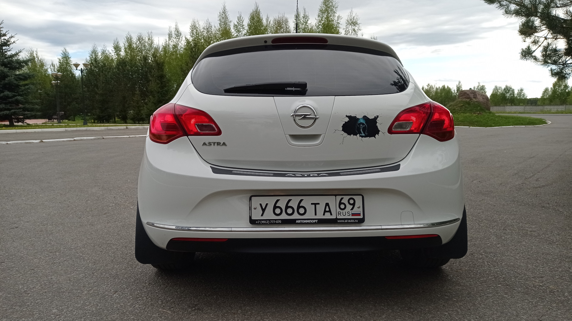 Opel Astra 2013