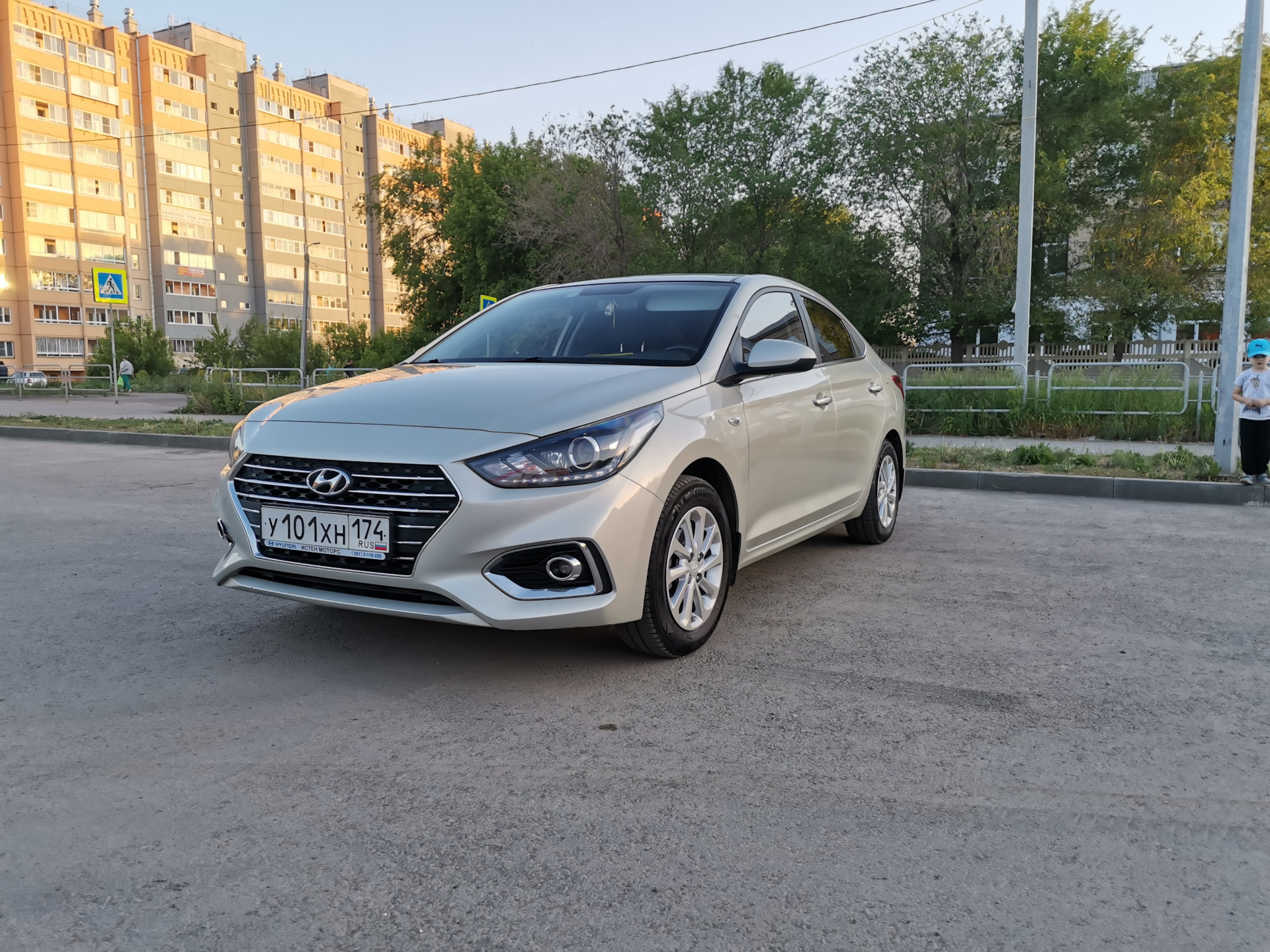 Hyundai solaris 2023. Hyundai Solaris 23. Солярис 23 года. Соляриса 23. Хендай ТРЕЙД.