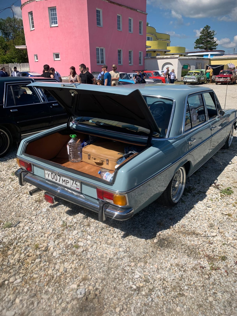 Ралли классических автомобилей Old Motors Екатеринбург 04.07.2020 —  Mercedes-Benz W115, 2 л, 1972 года | путешествие | DRIVE2