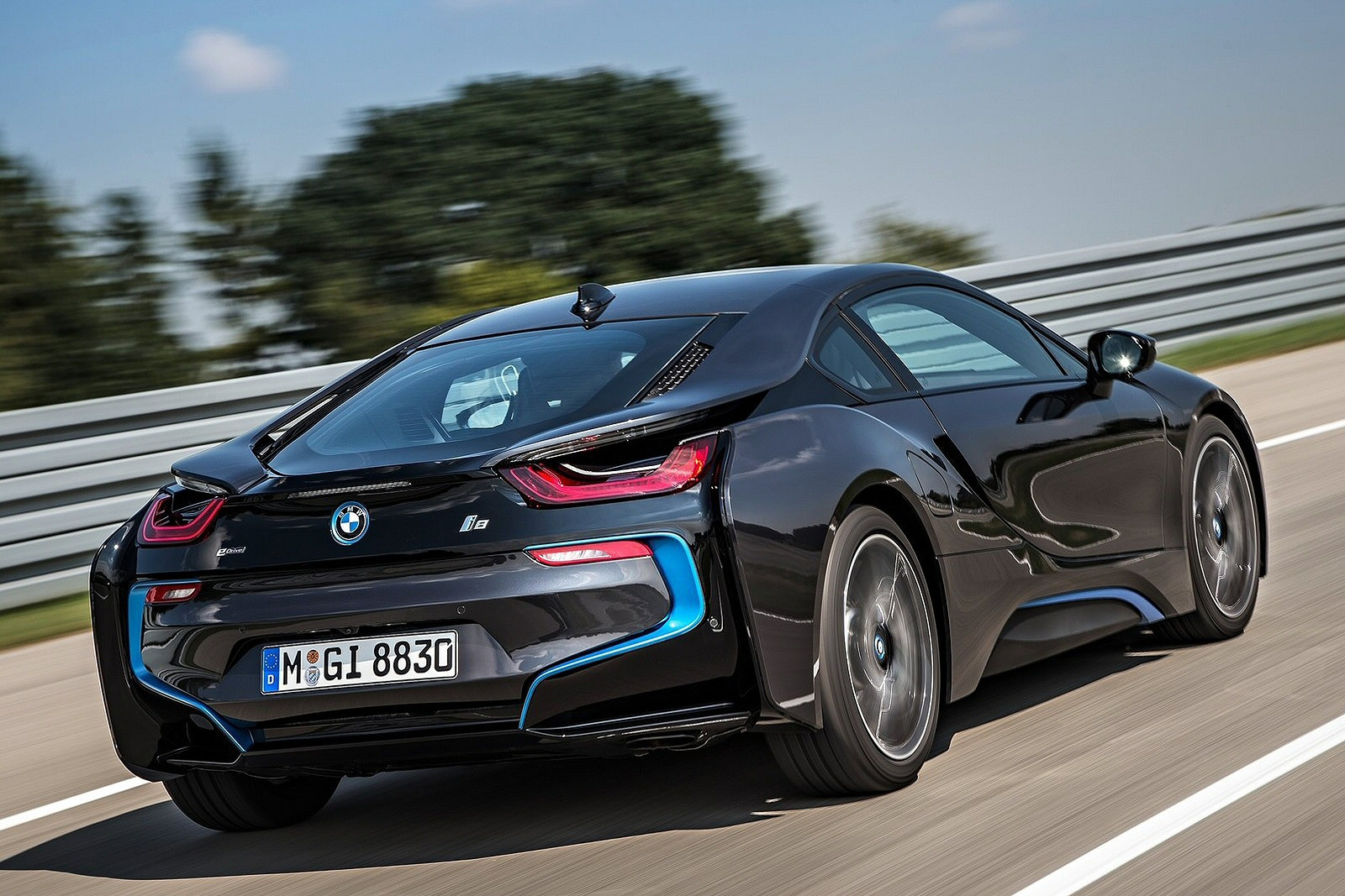 BMW i8 Coupe 2019