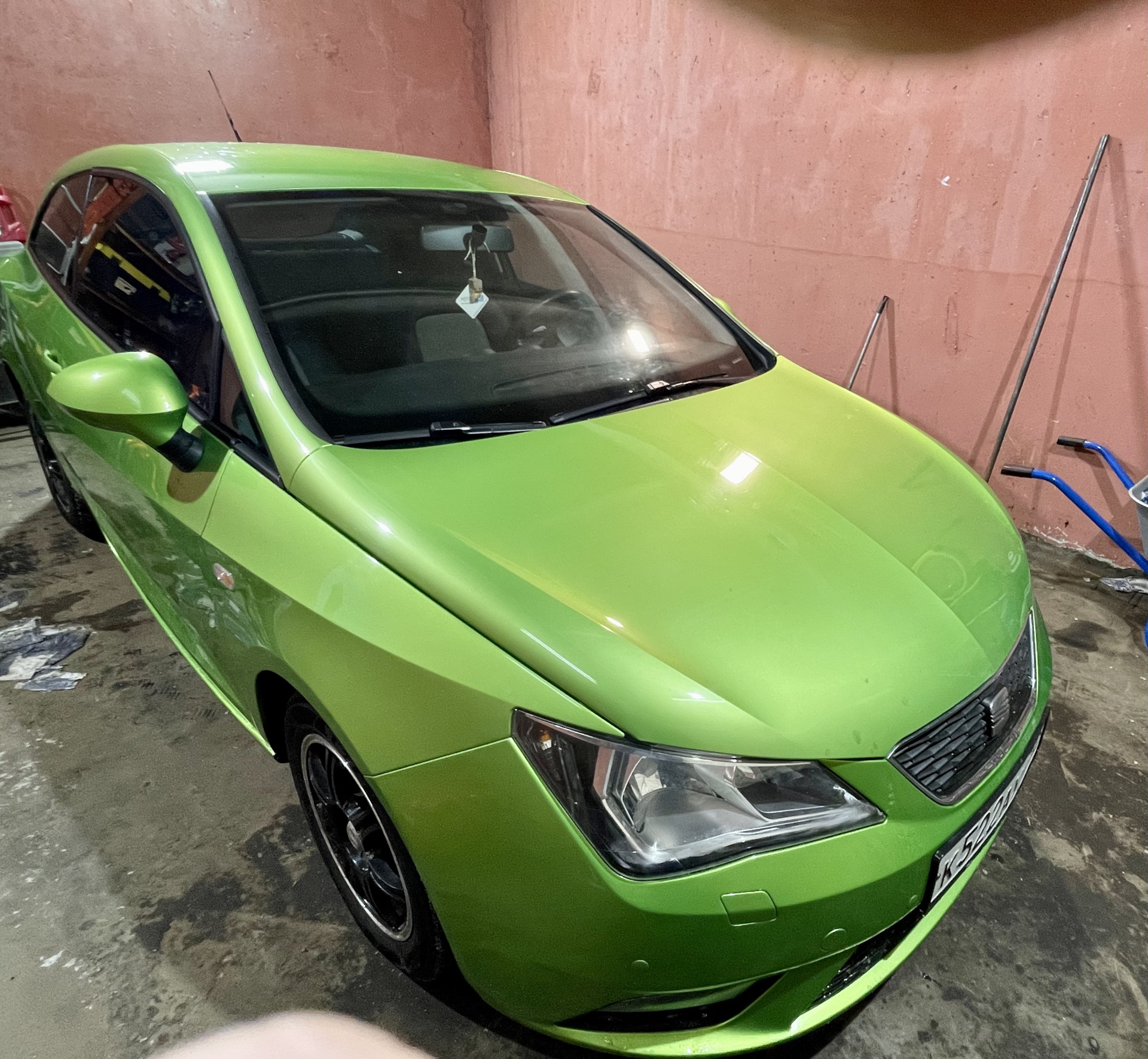 Замена помпы, вылезла грыжа 😠 — SEAT (6J), 1,2 л, 2013 года