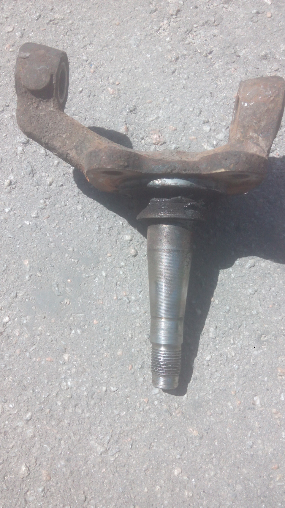 Замена правого поворотного кулака или визит на СТО Part ІІ — Lada 2106 ...