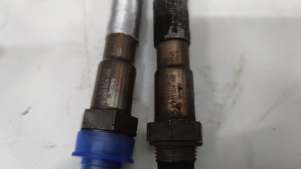 Близнецы, на старом нету даже намёка что это BMW — BMW 5 series Touring (E61). Запчасти на фото: 0281004066