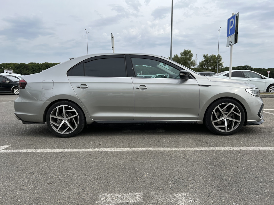 Правильное занижение — Volkswagen Polo liftback, 1,4 л, 2020 года ...