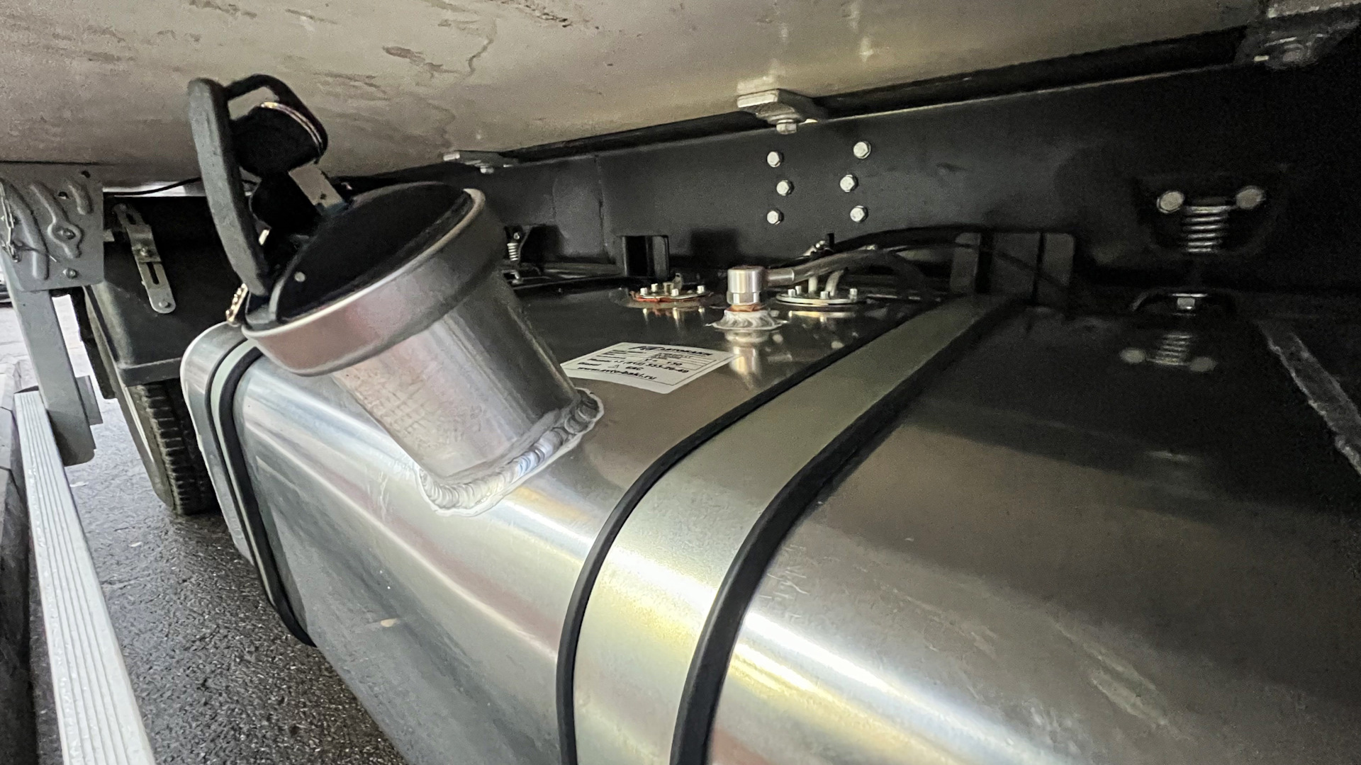 Бак на Исузу — Автобаки на DRIVE2