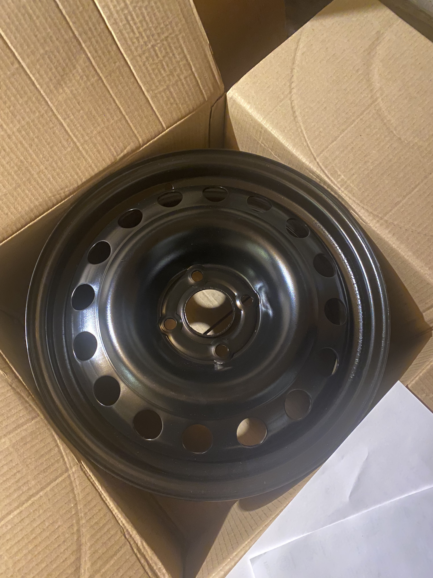 Новые штамповки R16 — Ford Sierra, 2 л, 1987 года | колёсные диски | DRIVE2