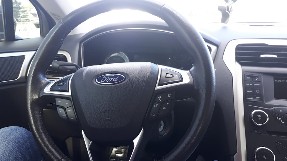 39.Ford Fusion (America) SE 1,5T EcoBoost: Регулировка фар на стенде ...