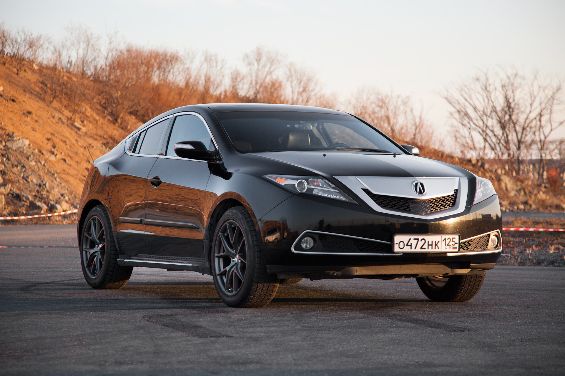 Acura кроссовер ZDX