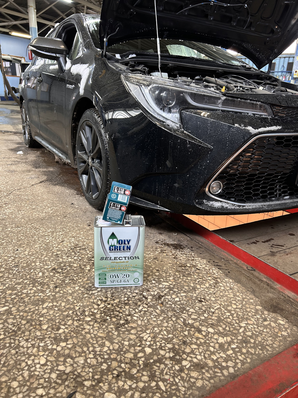 Снова масло — Toyota Corolla Touring, 1,8 л, 2020 года | плановое ТО ...
