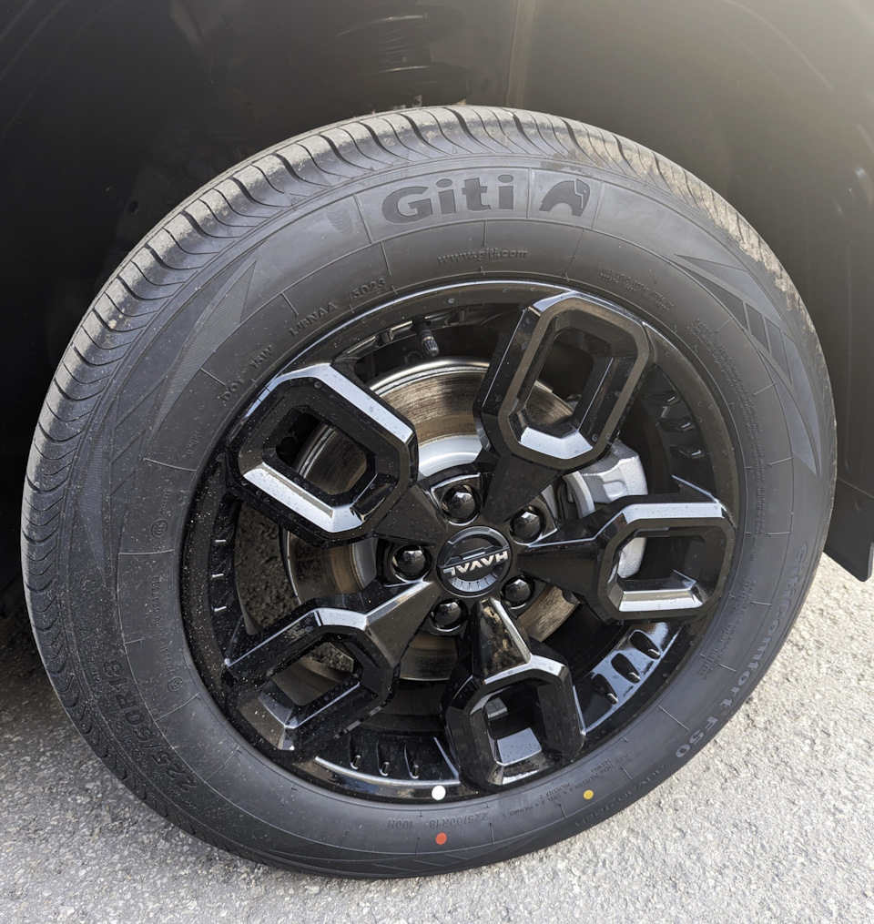 Giti Comfort F50 225/60R18 100H на Haval H3 — Haval Dargo. Запчасти на фото: Giti Comfort F50