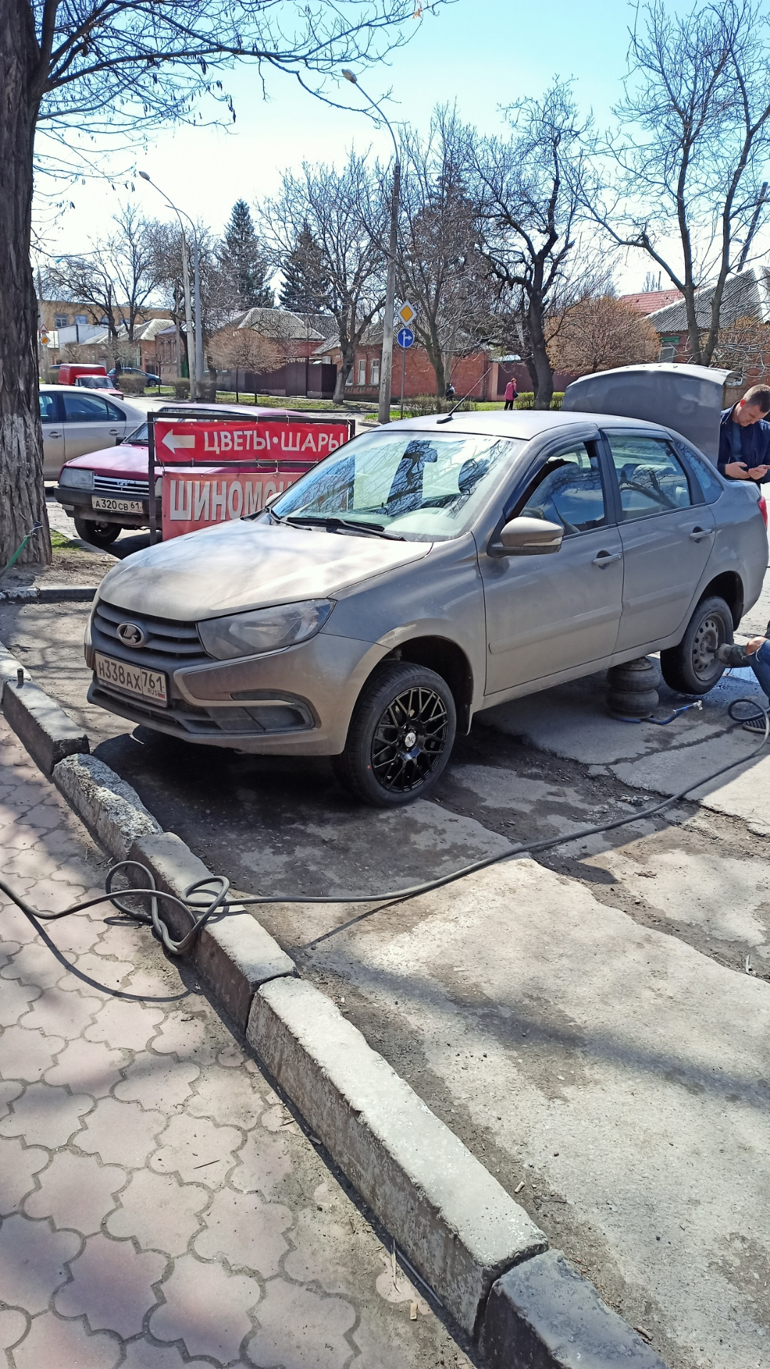 Летняя Резина 195 50 r16, новые диски — Lada Гранта (2G) FL, 1,6 л ...