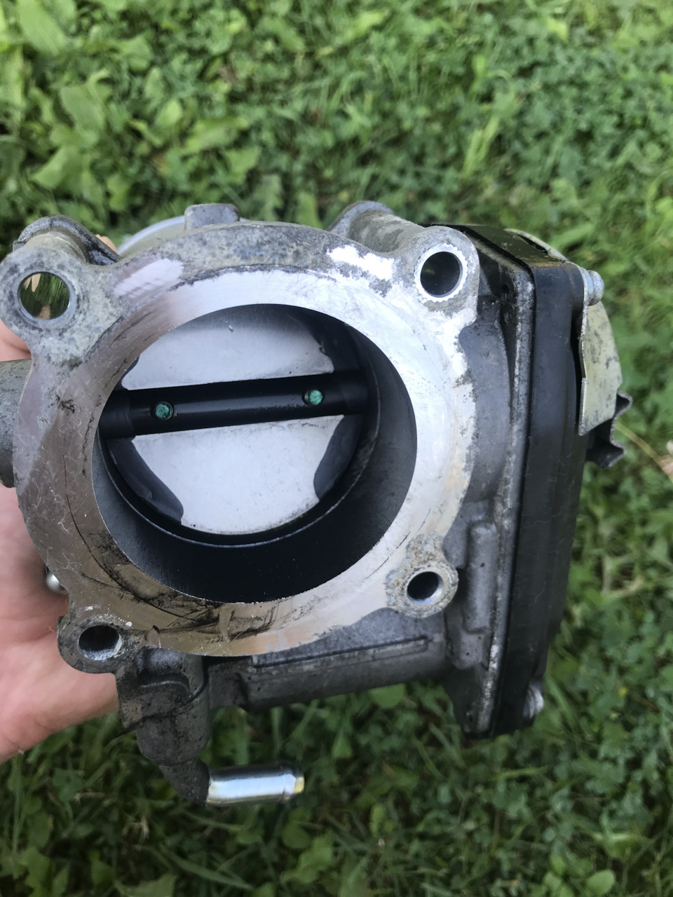 Чистка Дроссельной заслонки. — Mitsubishi Outlander (3G), 2 л, 2016 ...