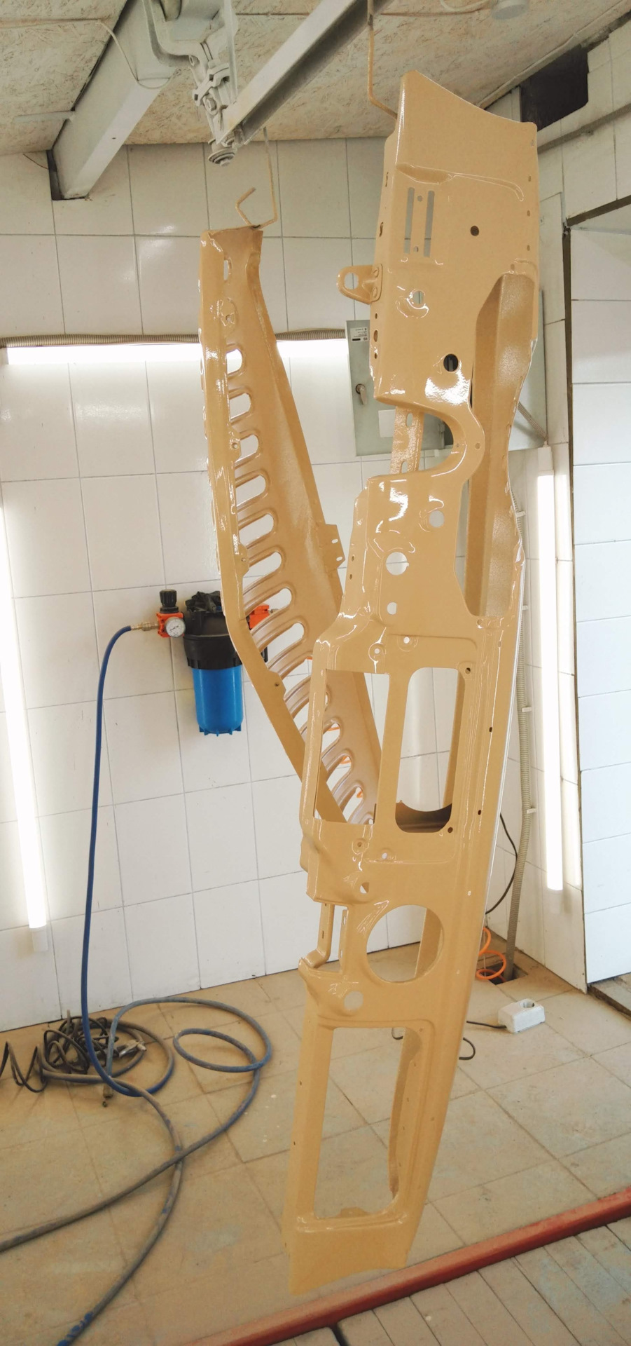 Малярный коворкинг — ГАЗ 21, 2,5 л, 1959 года | кузовной ремонт | DRIVE2