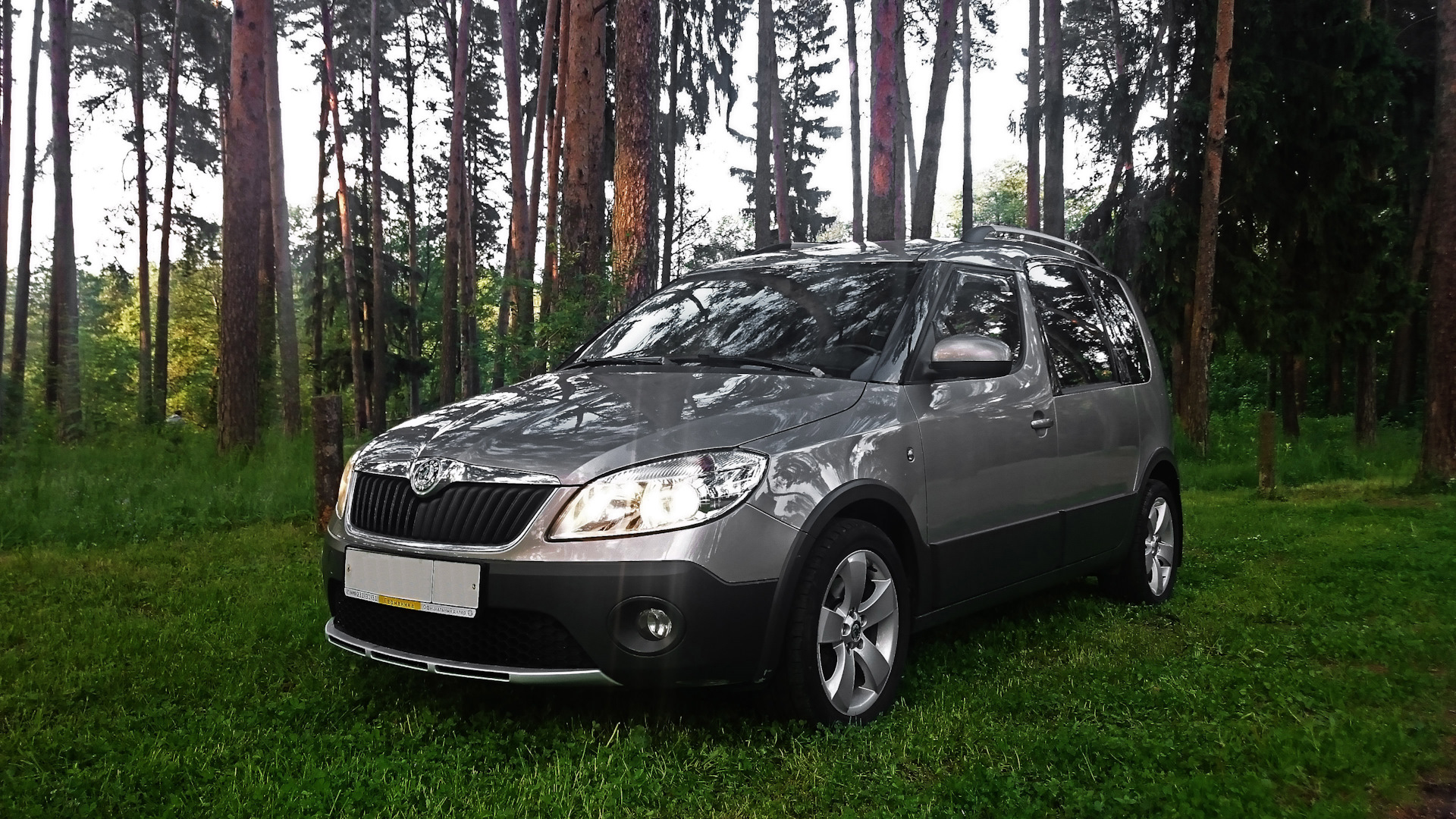 Skoda Roomster Scout 1.2 бензиновый 2012 | 1.2TSI 